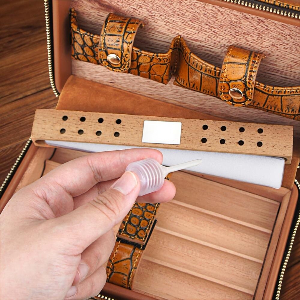 Portable Leather Travel Cigar Humidor